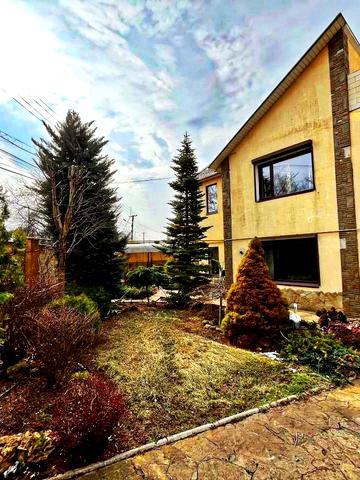 Луцька вул., 29