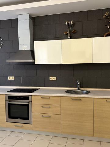 Олександра Мишуги вул., 2