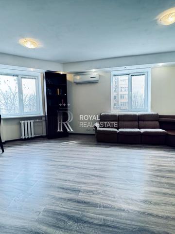 Борщагівська вул., 150