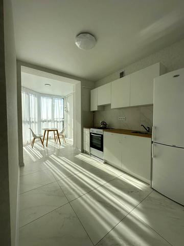 Приміська вул., (вул. Приміська, 16)