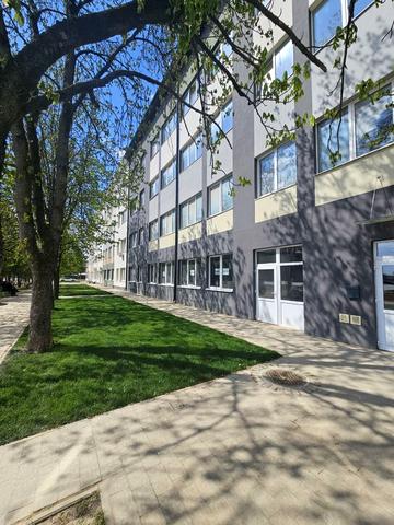 Сергія Мартина вул., 4