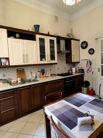 Степана Бандери вул. (), 63