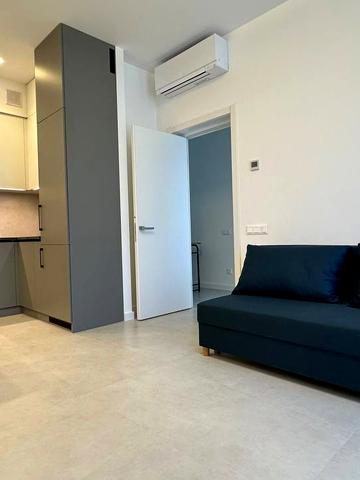 Кучеревського бульв., 1