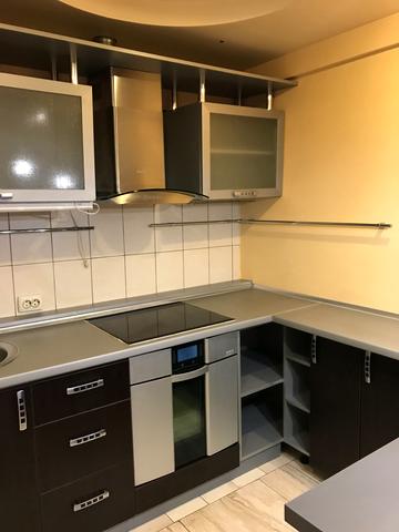 Академіка Заболотного вул., 126/1