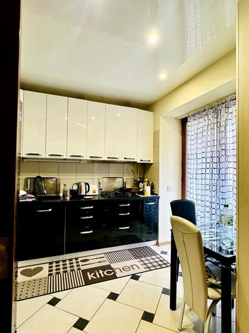 Олександра Олеся вул., 21