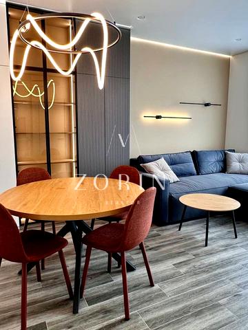 Набережна Перемоги вул., 128