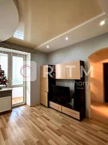 Олеся Гончара вул., 7