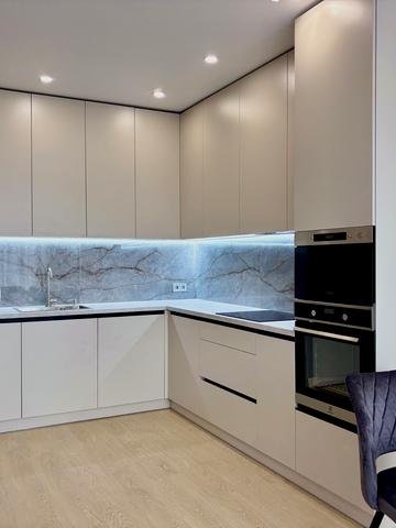 Набережна Перемоги вул., 128