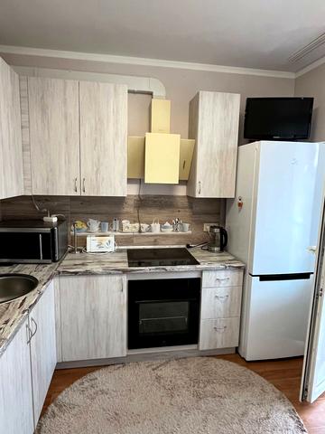 Бориса Гмирі вул., 16