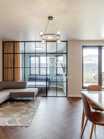 Кирилівська вул. (Фрунзе), 37-А