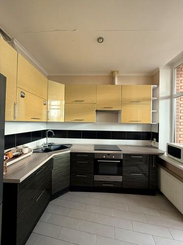 Інглезі вул. (25-ї Чапаєвської Дивізії), 6/1