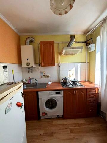 Троїцька вул., 4