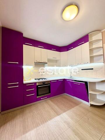 Роганська вул., 130/4