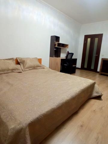 Вадима Гетьмана вул., 30-Б