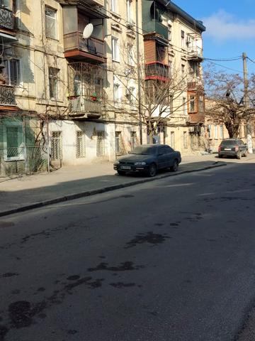 Манежна вул., 20