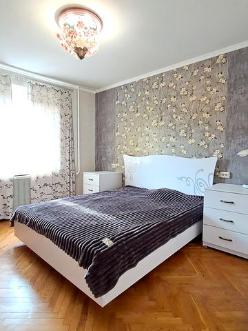 Кловський узвіз (Кловський), 18