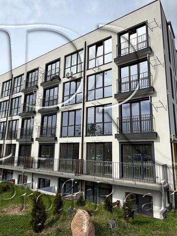 Молодіжна вул., 11/6