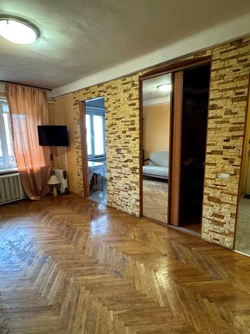 Вінстона Черчилля вул. (Червоноткацька), 22-А