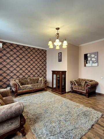 Євгена Коновальця вул. (Щорса), 44-А