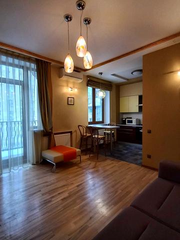 Панаса Мирного вул., 20