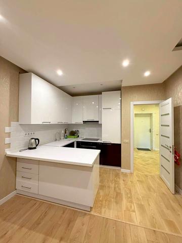 Драгоманова вул., 2-Б