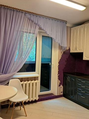 Автозаводська вул., 43