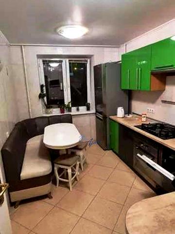 Героїв полку "Азов" вул. (Маршала Малиновського), 11