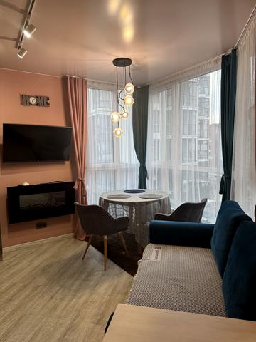 Прорізна вул., 1