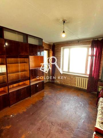 Вечірній бульв., 9