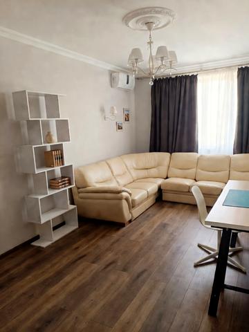 Вацлава Гавела бульв. (Івана Лепсе), 9-А