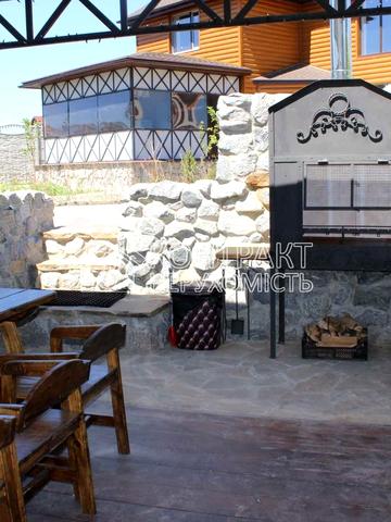 Квітуча вул., 19