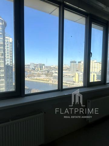 Дніпровська набережна вул., 14