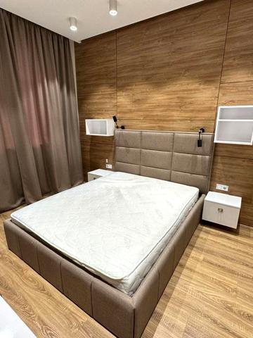 Саперне Поле вул., 12