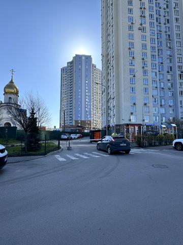 Академіка Глушкова просп., 9-Г