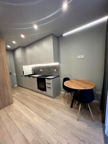 Львівська вул., 92а