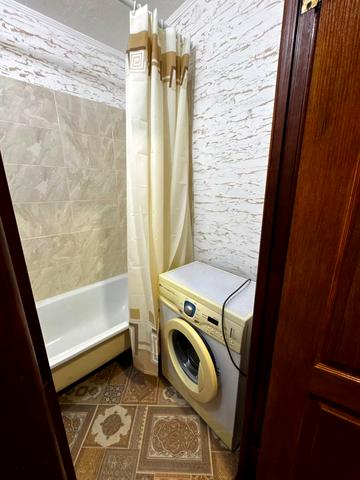 Кричевського вул., 41