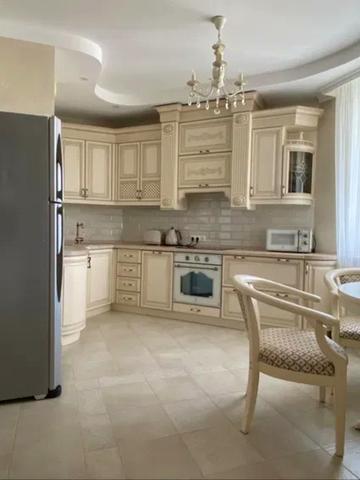 Бакинська вул., 37-Д