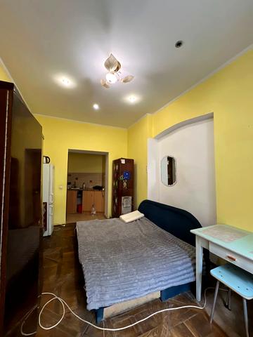 Личаківська вул. (), 4