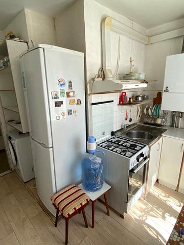 Павла Чубинського вул., 1