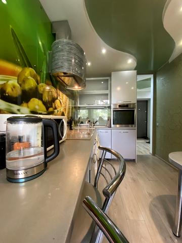 Дніпровська вул. (Леппіка), 2