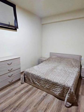 Івана Кавалерідзе вул. (), 1