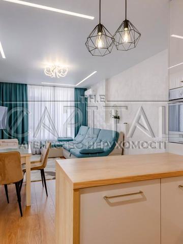 Любомира Гузара просп. (Космонавта Комарова), 11