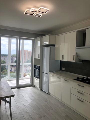 Михайла Кричевського вул., 67