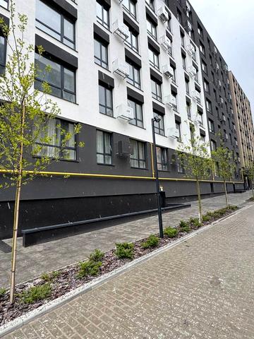 Героїв Майдану вул., (Будинок 6)