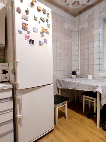 Оболонський просп., 36