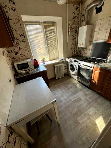 Небесної Сотні вул. (Леніна), 120