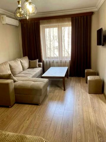 Повітряна вул., 78