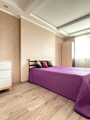 Європейська вул., 1