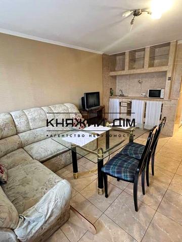 Антоновича вул. (Горького), 122