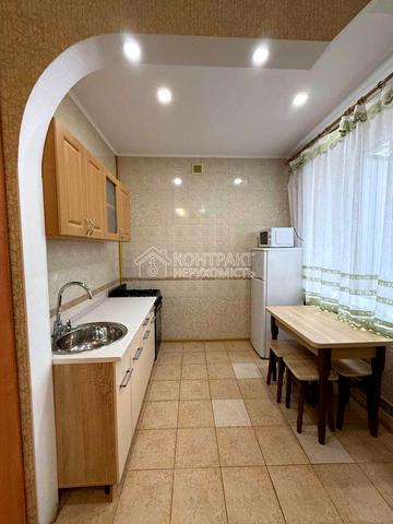 Мироносицька вул., 99